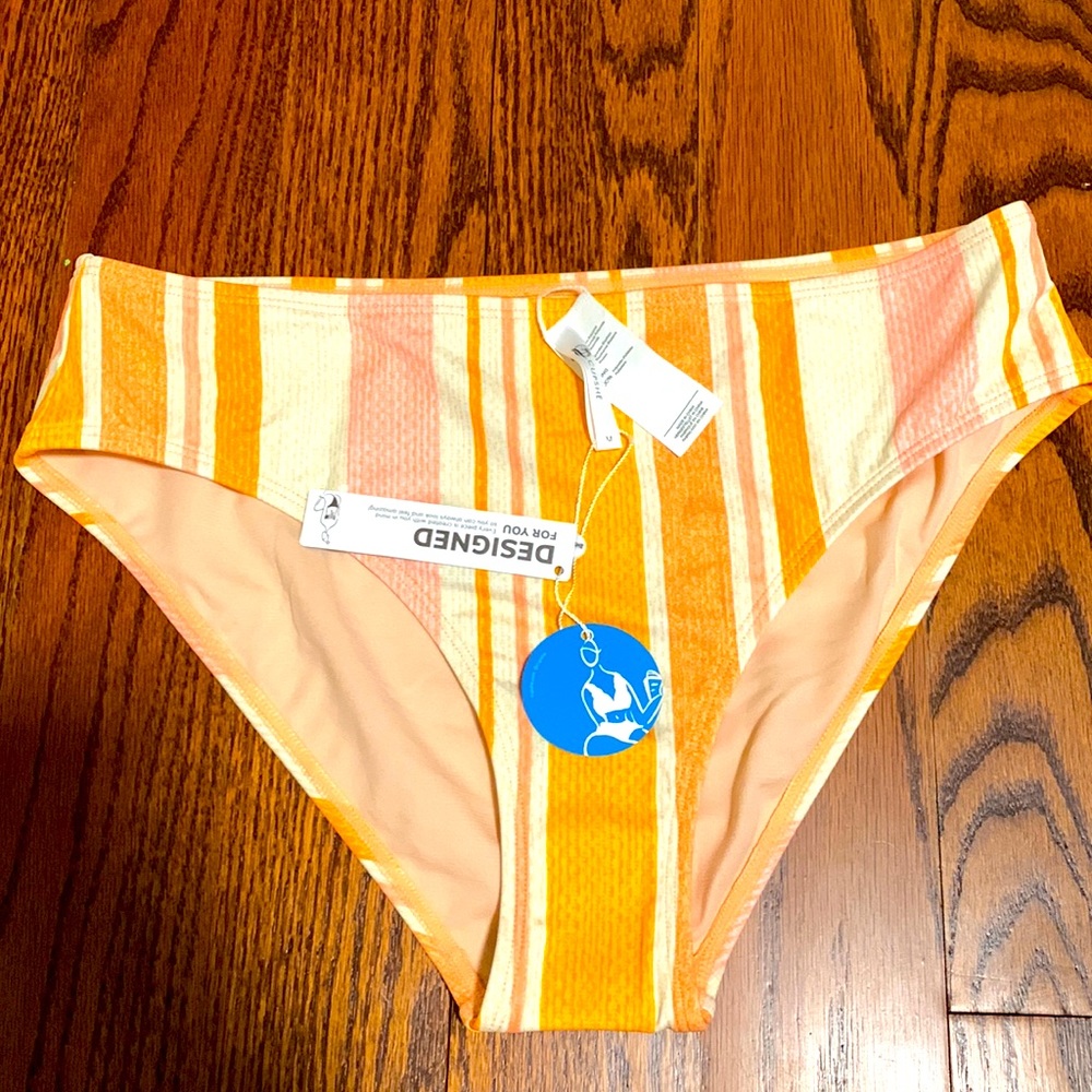 New w liner bathing bottom